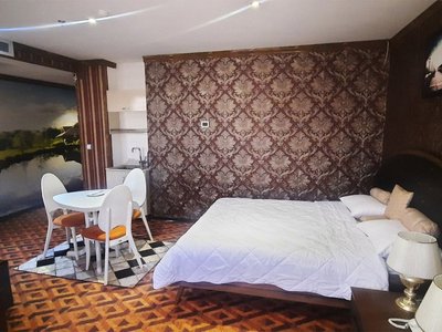 سوئیت فلت اتابک ۴۰۵