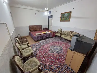 مسافرخانه سلطانی - واحد ۱۰۱ سه تخته همکف