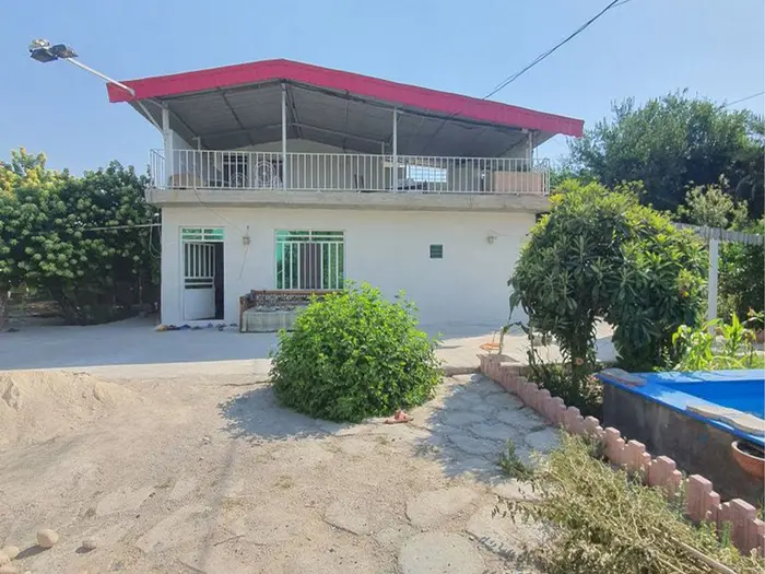 ویلا دوخوابه استخردار باغ سه راه کازرون