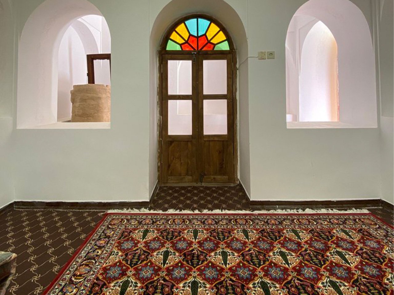 بوم گردی عمارت بهشت - واحد بهار
