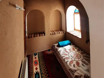 اقامتگاه سنتی افوشتا - واحد خوش نشین