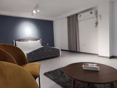 سوئیت فلت آرامون 5