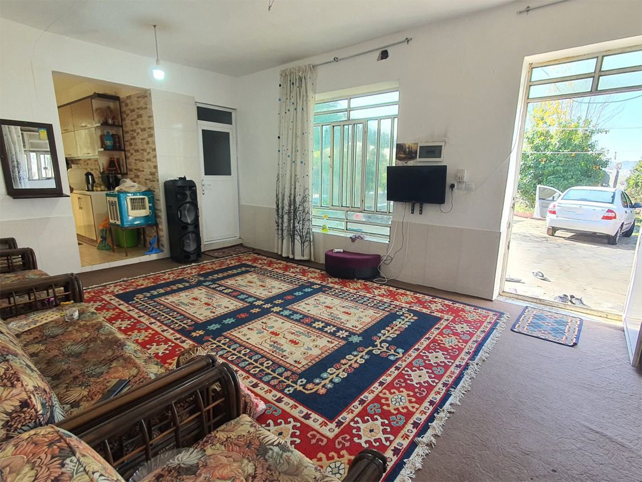 دوخوابه استخردار باغ سه راه کازرون