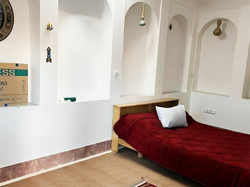 دیوان سالار - واحد طاقچه