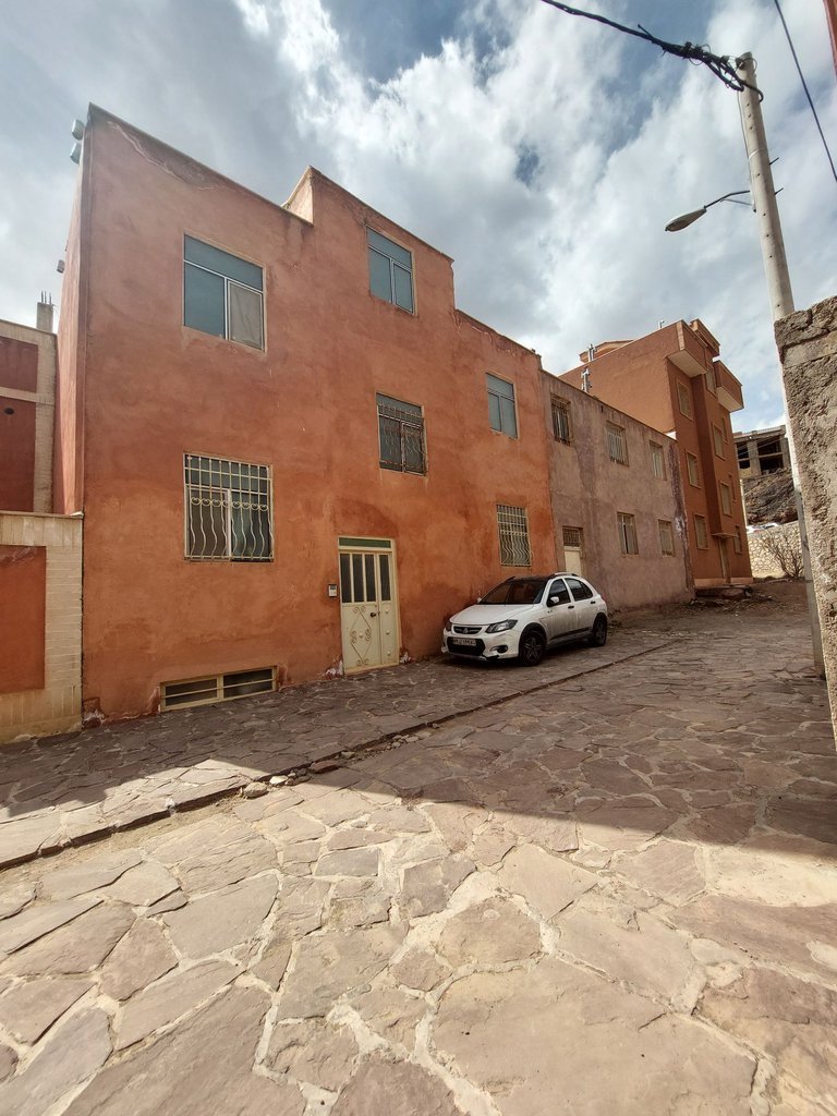 آپارتمان یک خوابه یادگار پدری واحد دزاتون