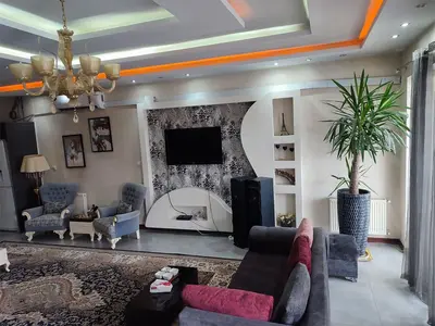 ویلا دوخوابه استخردار آبگرم ارغوان