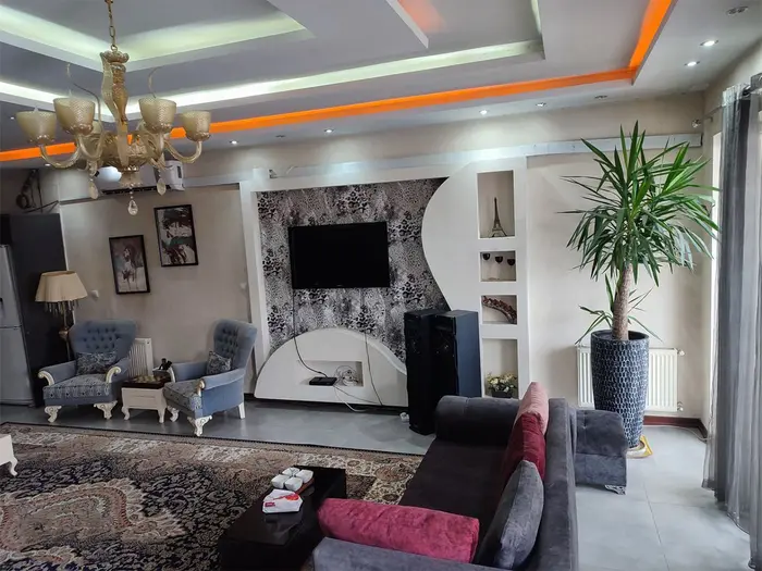 ویلا دوخوابه استخردار آبگرم ارغوان