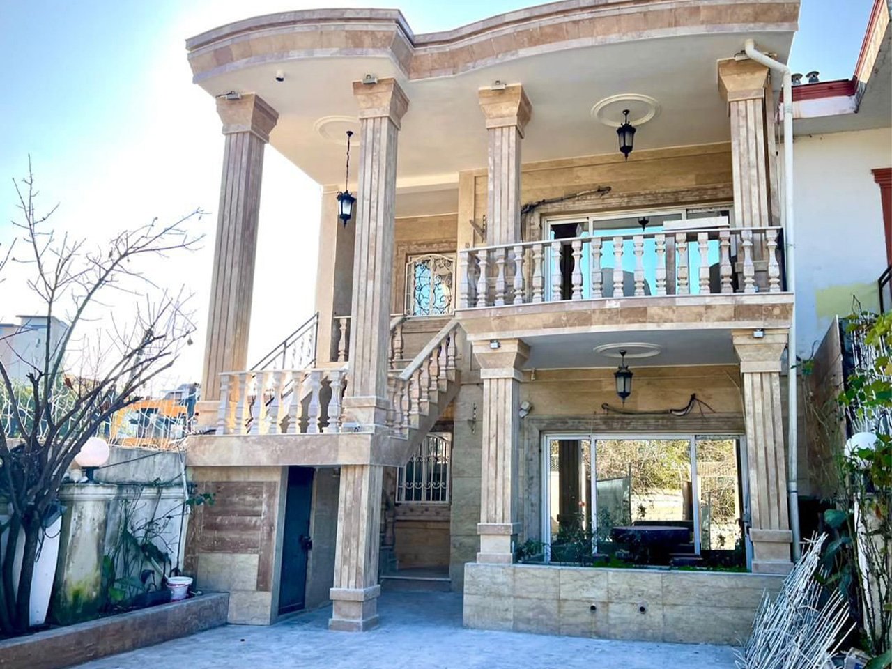 ویلا دوخوابه ساحلی رادیو دریا 1