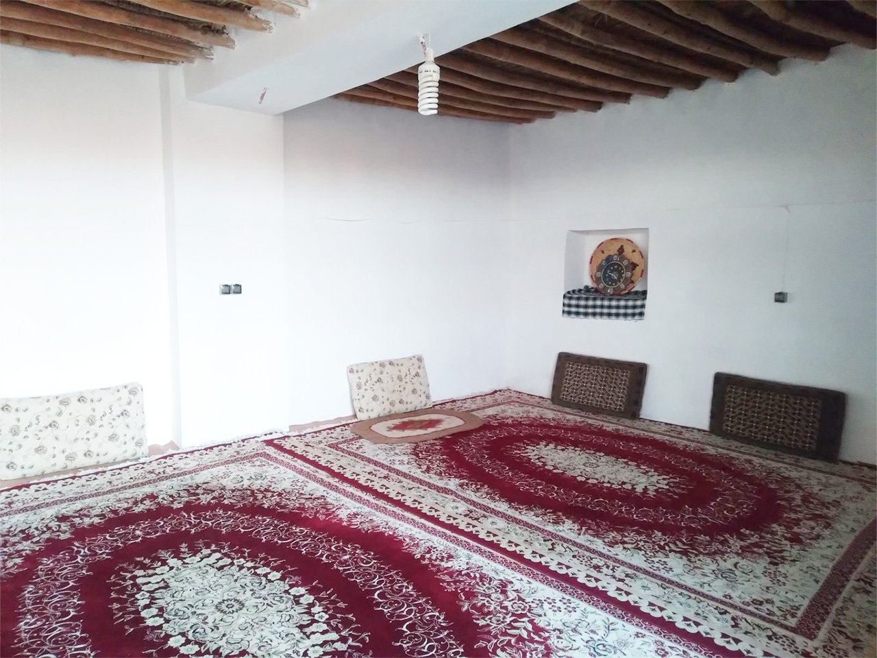 اقامتگاه سنتی یک خوابه خانک