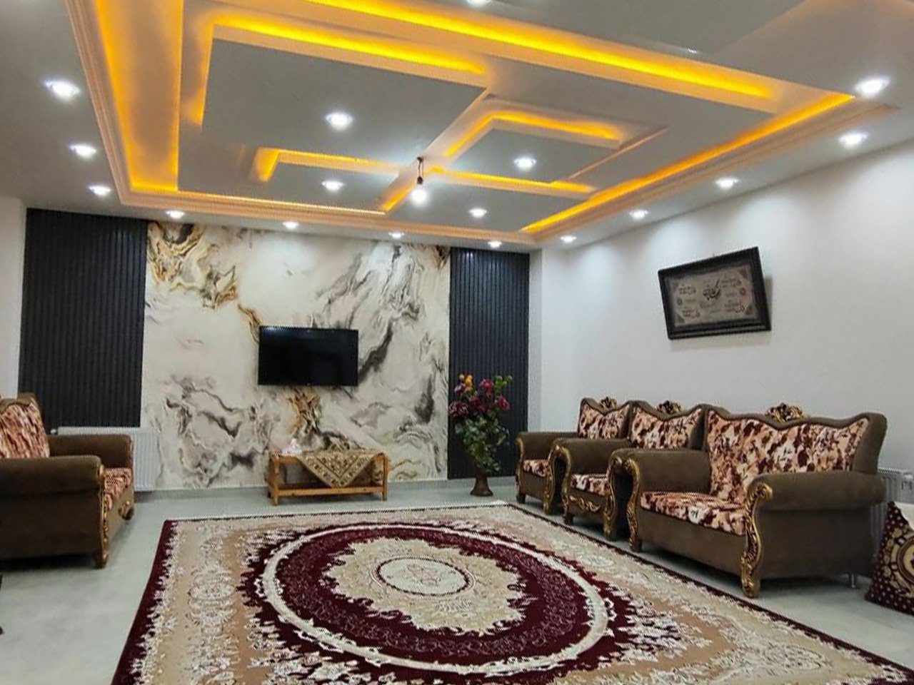 آپارتمان دوخوابه البرز آهی