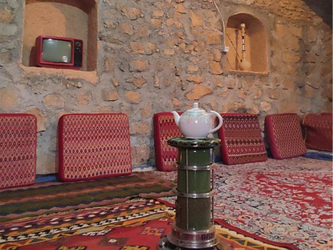 مجتمع اقامتگاهی ایل یورد - واحد سنگی