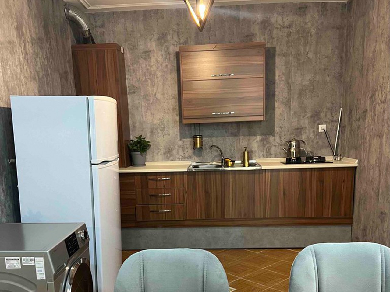 آپارتمان یک خوابه باغ غدیر 1