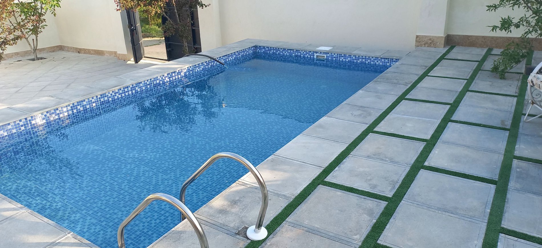 ویلا یک خوابه کوهستانی استخردار نیاوران 1