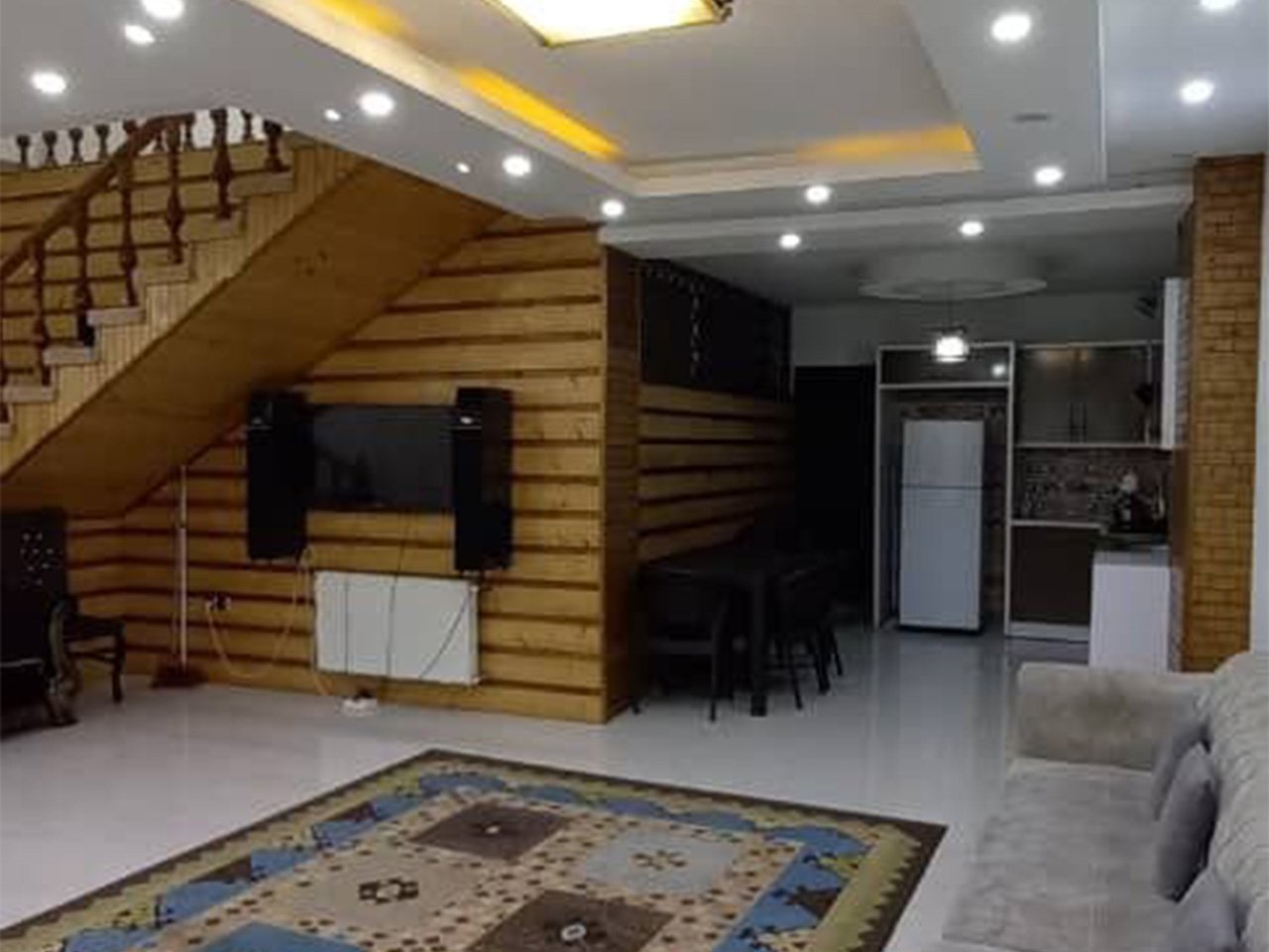 ویلا سه خوابه ساحلی استخردار آبگرم کاخ سفید