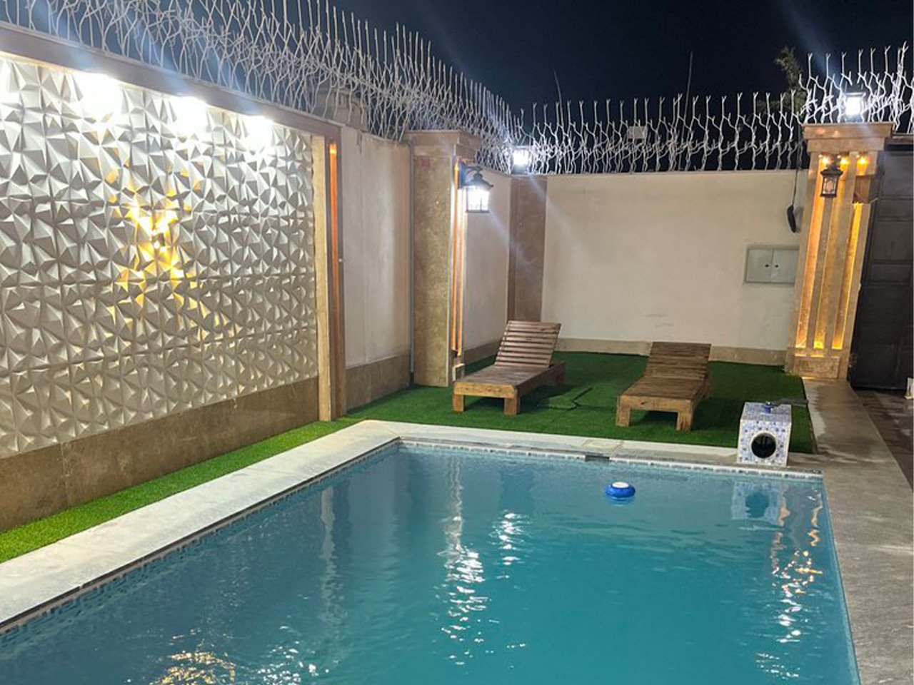 دوخوابه استخردار باغ سناتور