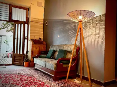 اقامتگاه سنتی خانه کلهه واحد کنج