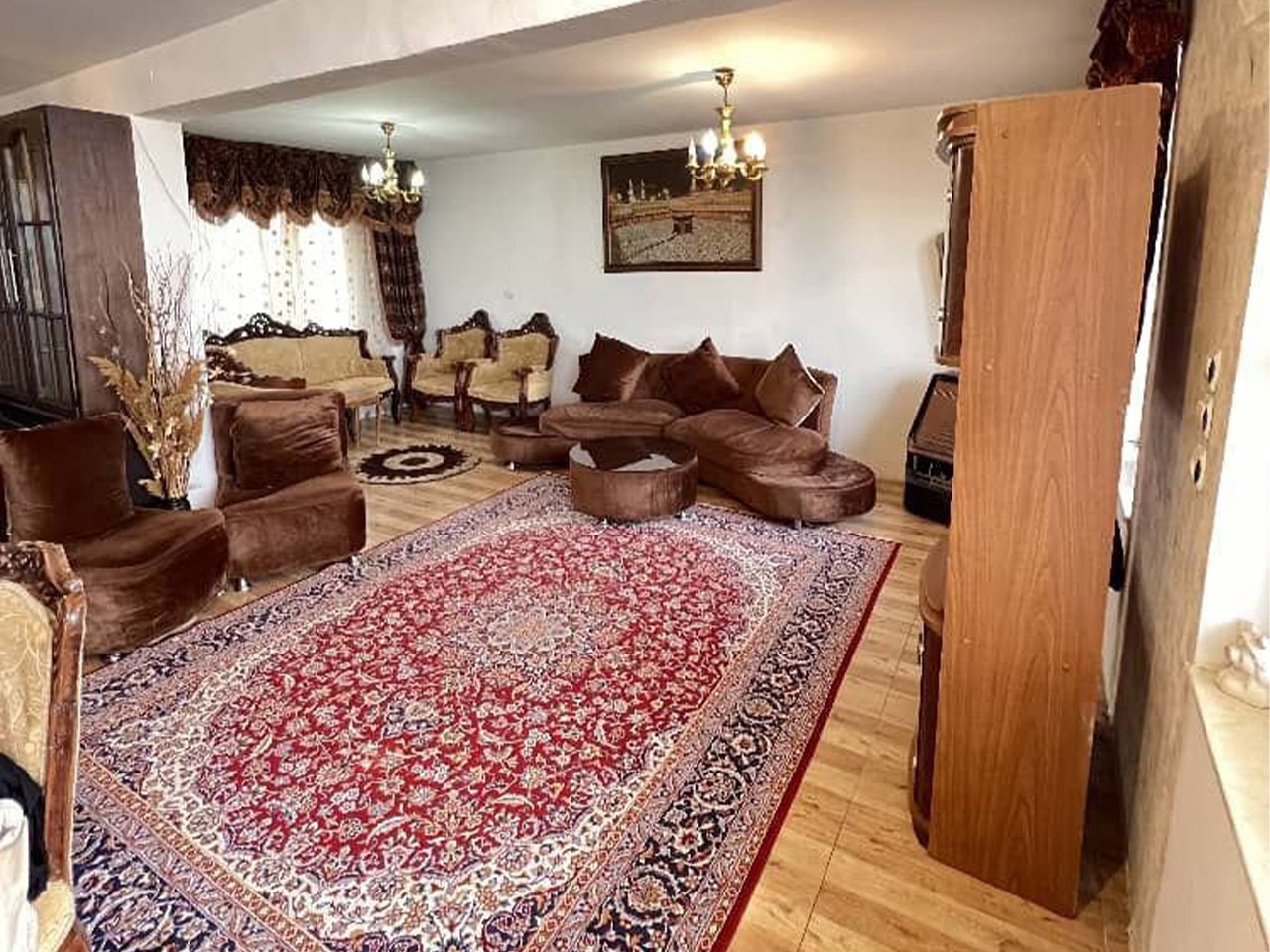 ویلا یک خوابه جنگلی حیران