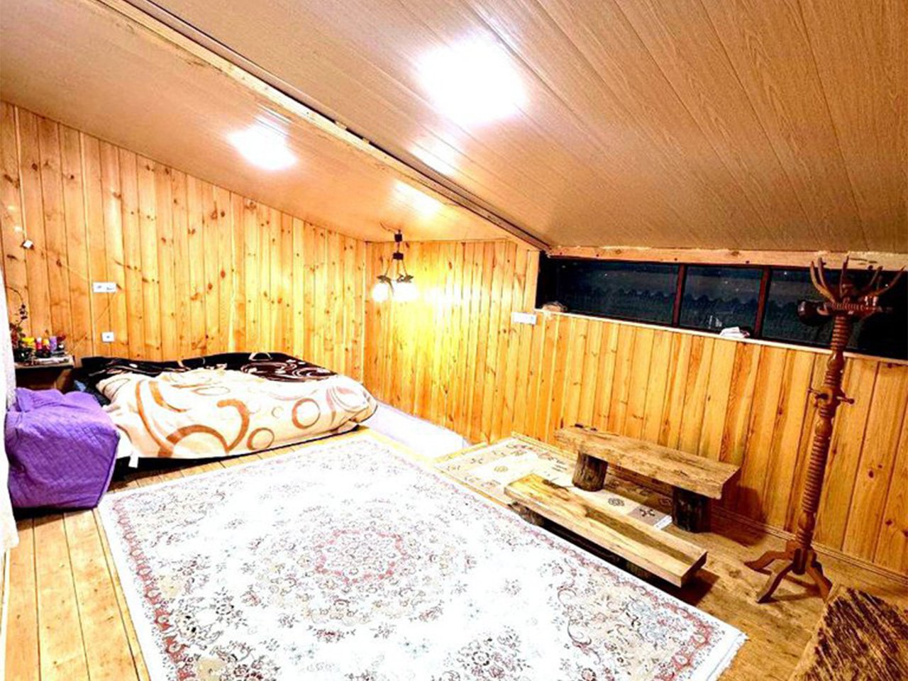 کلبه یک خوابه چوبی صنوبر