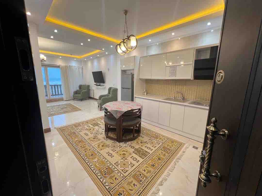 آپارتمان دوخوابه ساحلی منور 1 واحد 2