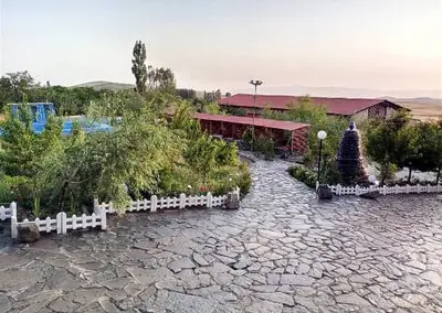 بومگردی راز رنگین کمان - واحد فلت ۳