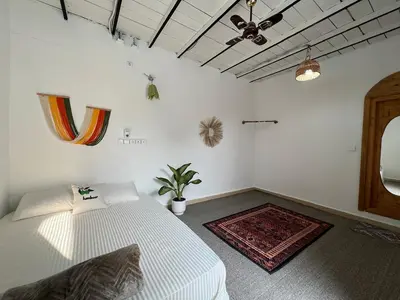 بومگردی سه خوابه لومبور