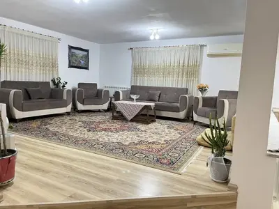 آپارتمان دوخوابه پارک لاله