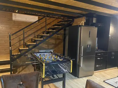 کلبه یک خوابه سوئیسی سنجاقک