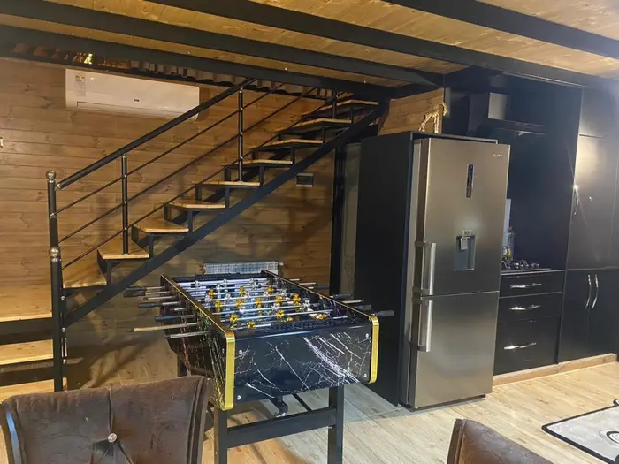 کلبه یک خوابه سوئیسی سنجاقک