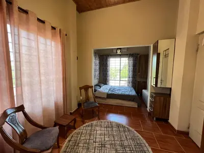 ویلا سه خوابه ساحلی استخردار آبگرم آرش