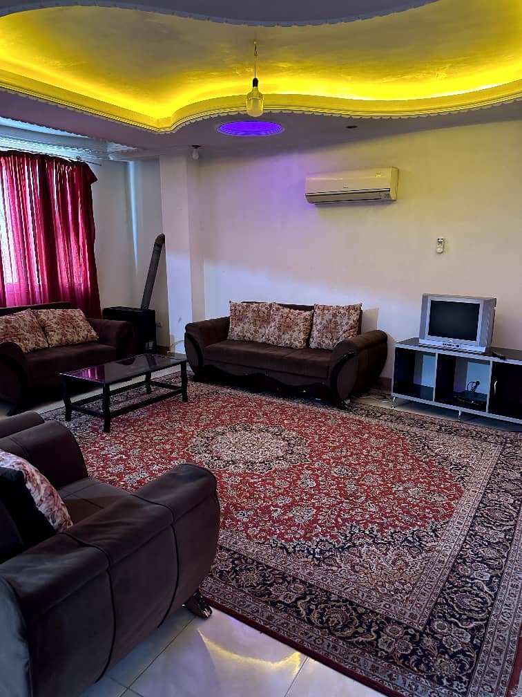 یک خوابه اکبریان 2