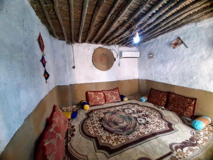 بومگردی گنبد نمکی کانی - واحد جَهْلِه