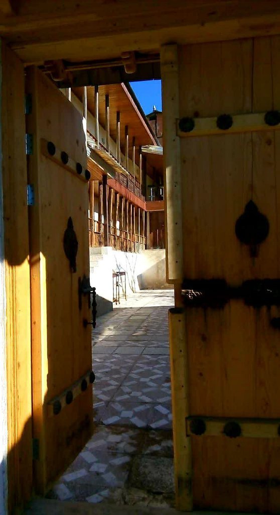 عمارت خانه دوست - واحد پونه - 604-