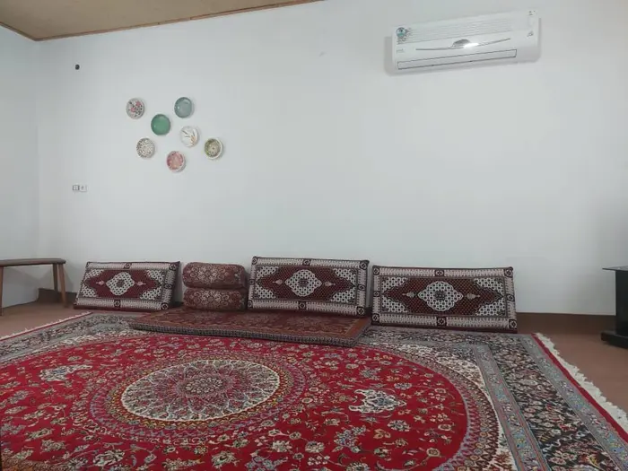 اقامتگاه سنتی یک خوابه گل تی تی