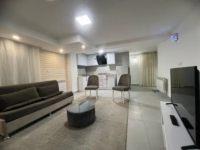 آپارتمان یک خوابه صنوبر 6