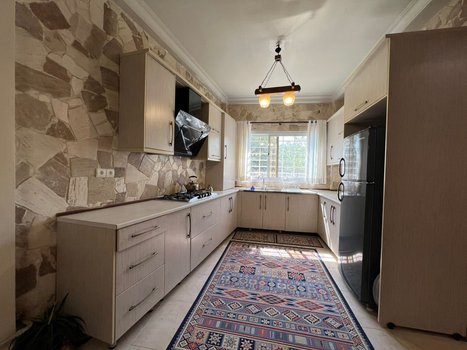 ویلا سه خوابه ساحلی استخردار آبگرم آرش