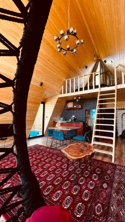 کلبه یک خوابه سوئیسی استخردار آبگرم ریرا