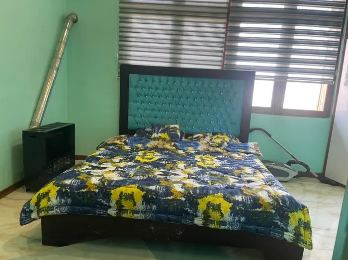 کلبه سه خوابه دوبلکس استخردار آبگرم تى تى