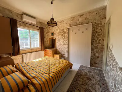 ویلا سه خوابه ساحلی استخردار آبگرم آرش