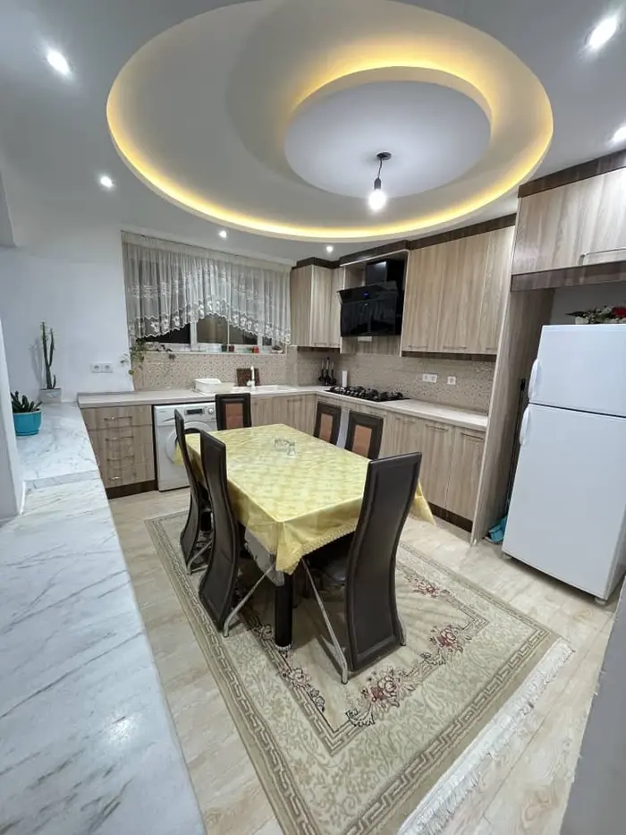 آپارتمان دوخوابه پارک لاله