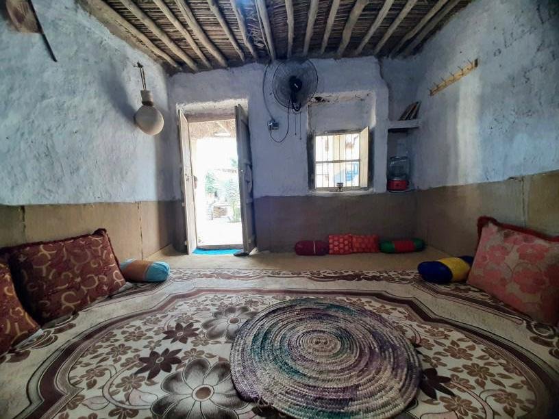 بوم گردی گنبد نمکی کانی - واحد جَهْلِه