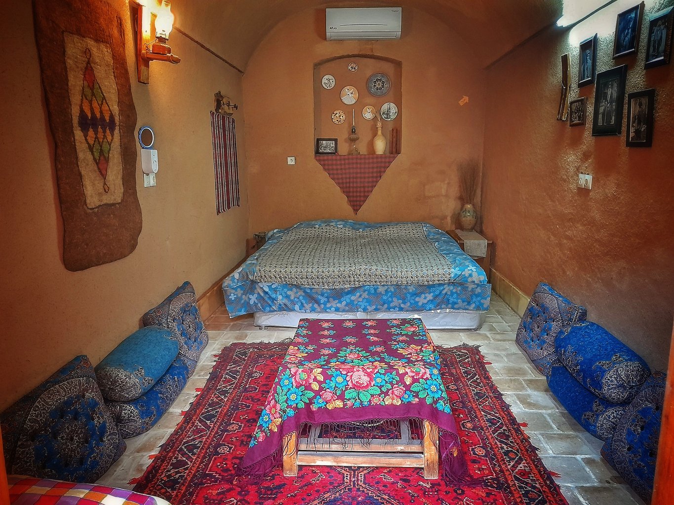 شمس تبریزی - واحد ۳۰۵