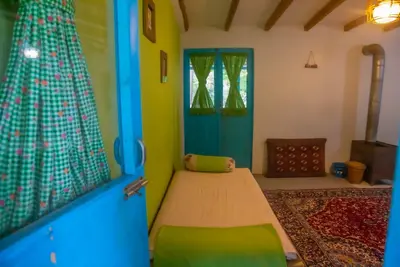 بومگردی امی وی جا - واحد جان فزا