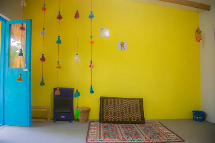 بوم گردی امی وی جا - واحد دلربا