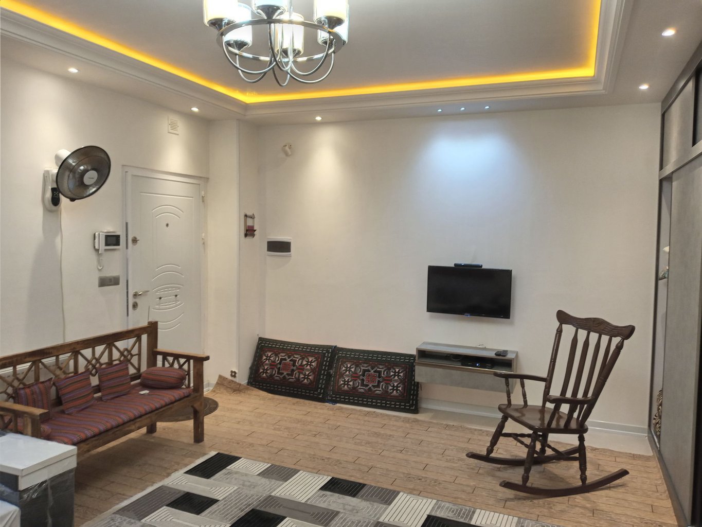 سوئیت فلت ارم