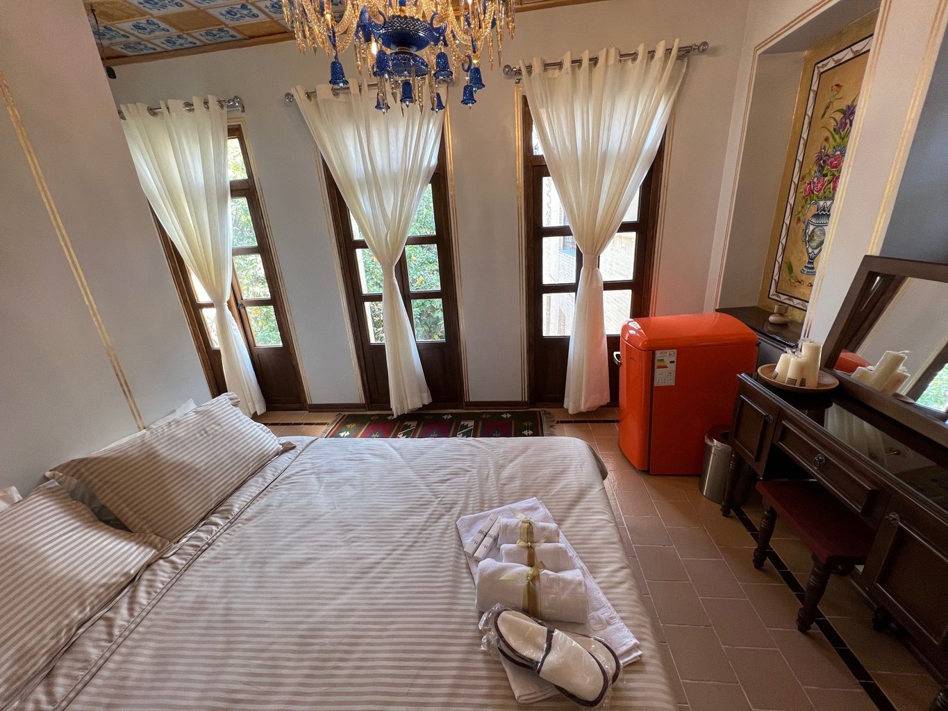 روزبهان - واحد زرین دخت