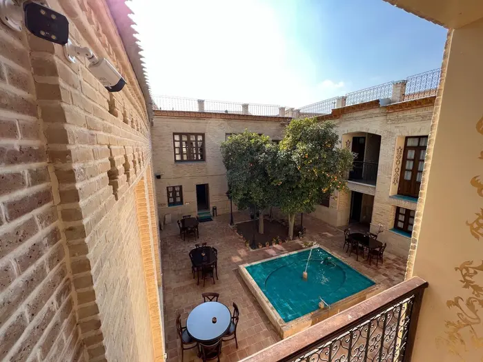 اقامتگاه سنتی روزبهان - واحد زرین دخت