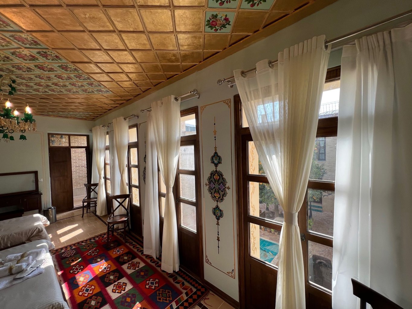 روزبهان - واحد ایران دخت