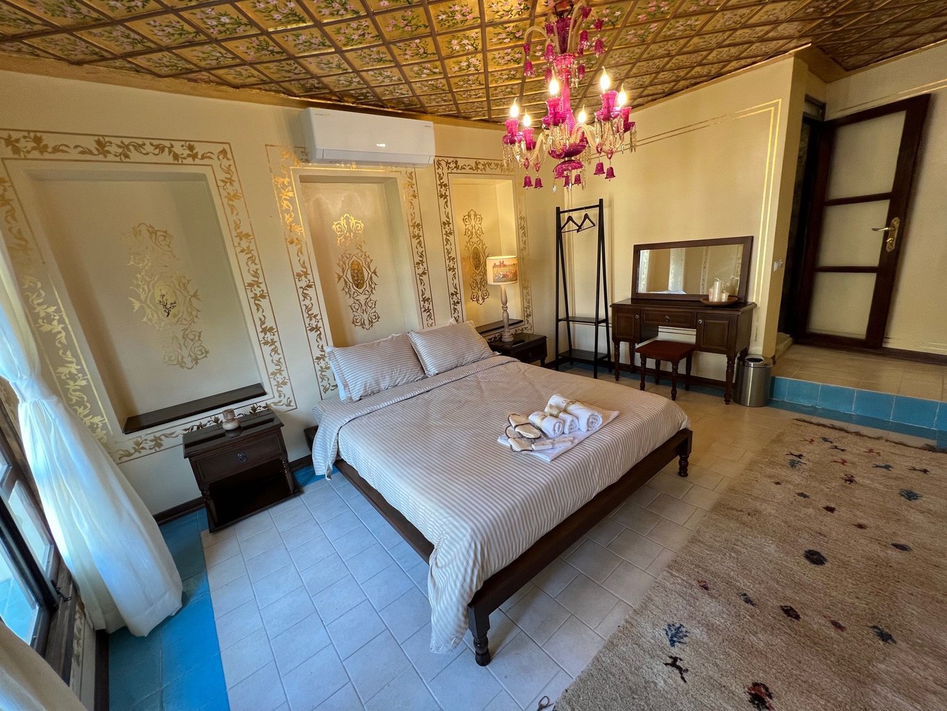 روزبهان - واحد شهدخت