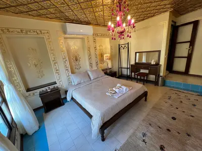 اقامتگاه سنتی روزبهان - واحد شهدخت