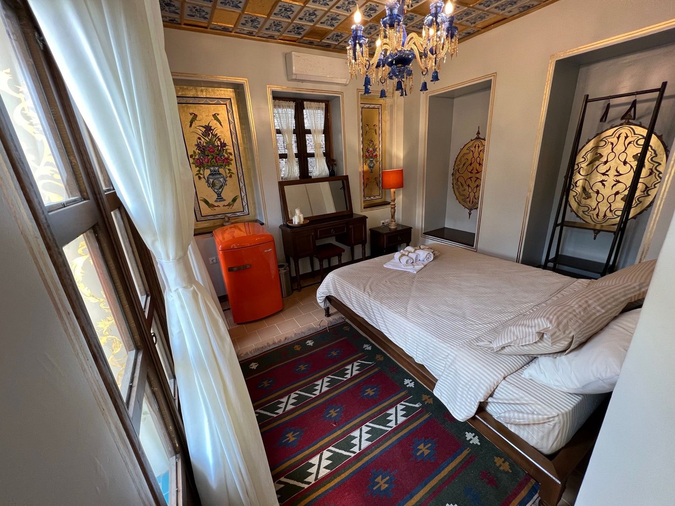 روزبهان - واحد زرین دخت